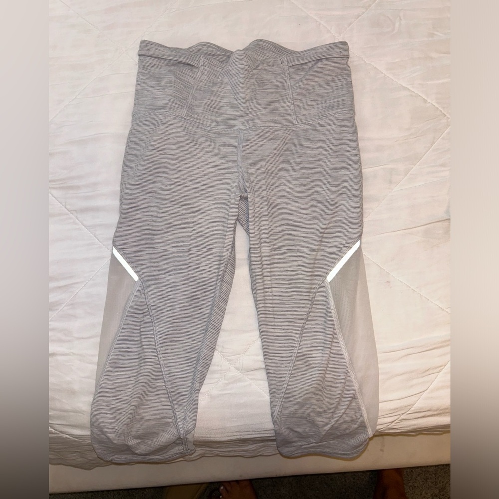 Cropped Lululemon leggings